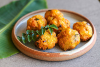 Les boulettes de morue pomme de terre, une des spécialités locales. © IRT / Max Coquard