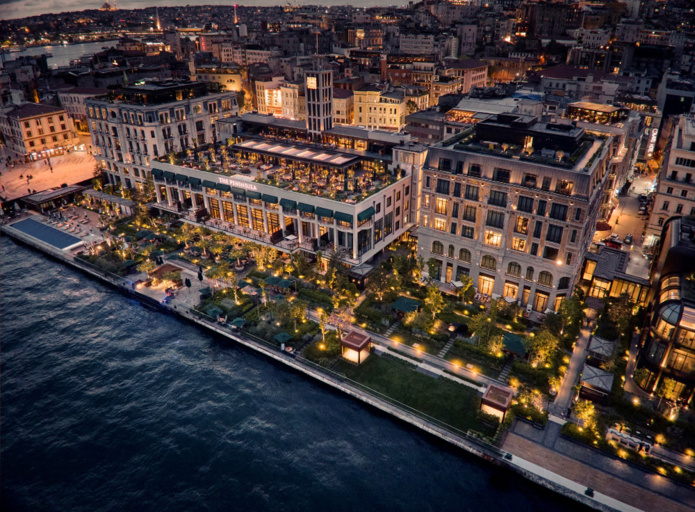 Des soirées spectaculaires au bord du Bosphore en perspective (©The Peninsula)