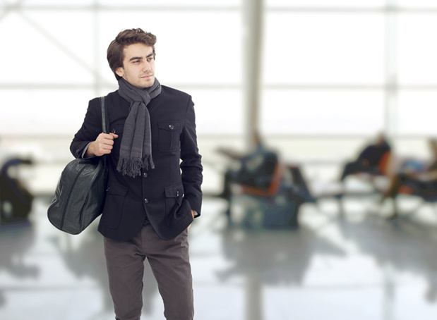 Comme pour leurs vacances privées, la plateforme collaborative Airbnb séduit les voyageurs d’affaires de la génération Y, par ses prix compétitifs et la dimension sociale qu’apporte l’expérience. Cette option leur permet d’interagir avec les habitants - Fotolia Auteur : sebra Comme pour leurs vacances privées, la plateforme collaborative Airbnb séduit les voyageurs d’affaires de la génération Y, par ses prix compétitifs et la dimension sociale qu’apporte l’expérience. Cette option leur permet d’interagir avec les habitants - Fotolia Auteur : sebra