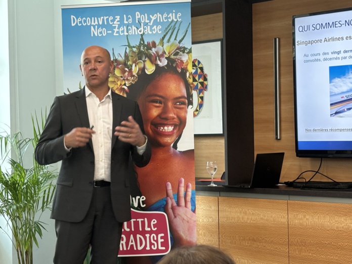 Richard Hulin vante les atouts de la compagnie Singapore Airlines. ©David Savary Richard Hulin vante les atouts de la compagnie Singapore Airlines. ©David Savary