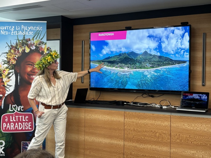 Ludivine Boyer représente les Îles Cook sur le marché français. ©David Savary Ludivine Boyer représente les Îles Cook sur le marché français. ©David Savary