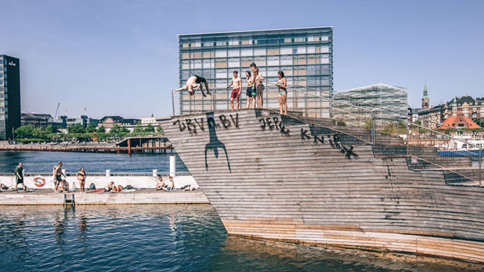 © Astrid Maria Rasmussen © Astrid Maria Rasmussen