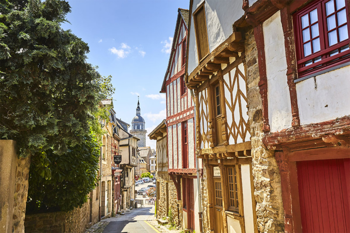 Flâneries dans les rues de Lamballe © Alexandre Lamoureux