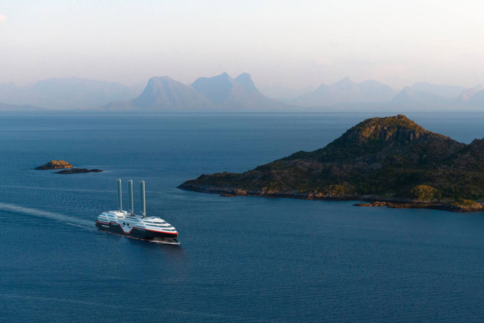 © Hurtigruten © Hurtigruten