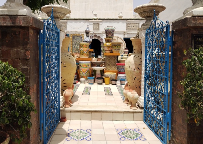 Porte d’entrée du Cap Bon Nabeul aux célèbres poteries. MS Porte d’entrée du Cap Bon Nabeul aux célèbres poteries. MS