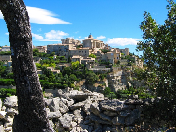 Le village de Gordes dans le Vaucluse - Photo : vouvraysan - Fotolia.com