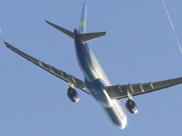 “Under his blue hat, XL Airways’ Director shows deep rage and zero points to politicians who seem to (other than deputy Bruno Leroux) have abandoned any form of support to France’s airline companies.” - Photo : C.H.