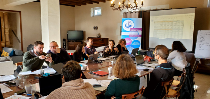 Chaque année, les membres de la CAE se réunissent à l'occasion d'un séminaire. @odyssée du voyage Chaque année, les membres de la CAE se réunissent à l'occasion d'un séminaire. @odyssée du voyage