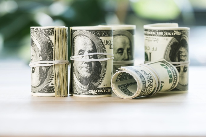 Devises : la défiance vis-à-vis du dollar reste marquée ! - Depositphotos.com VadimVasenin Auteur VadimVasenin