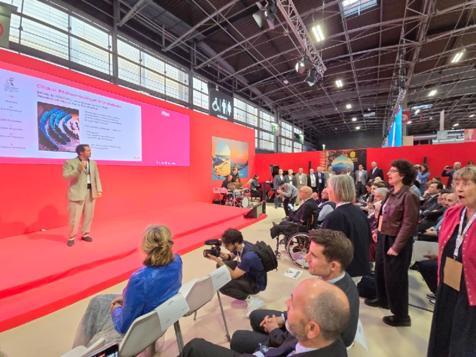 Le chœur Philharmonique International dirigé par Yanis Benabdallah (artiste de l'UNESCO) - Photo CE Le chœur Philharmonique International dirigé par Yanis Benabdallah (artiste de l'UNESCO) - Photo CE