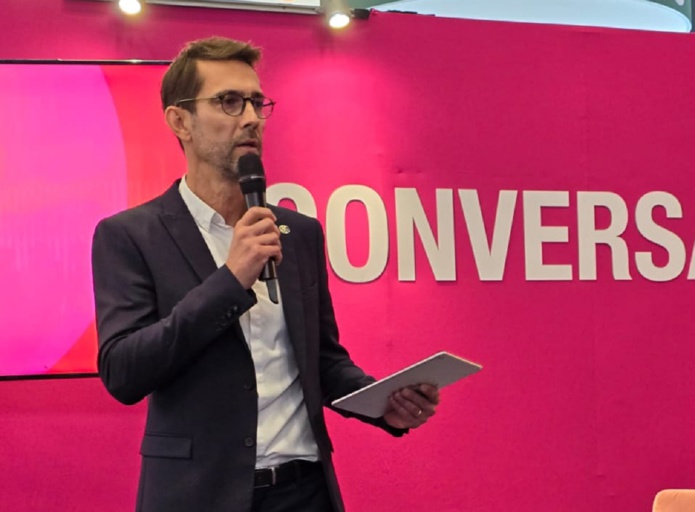 Hervé Kozar, directeur Ventes Agences d'Air France sur le salon IFTM - Photo CE Hervé Kozar, directeur Ventes Agences d'Air France sur le salon IFTM - Photo CE