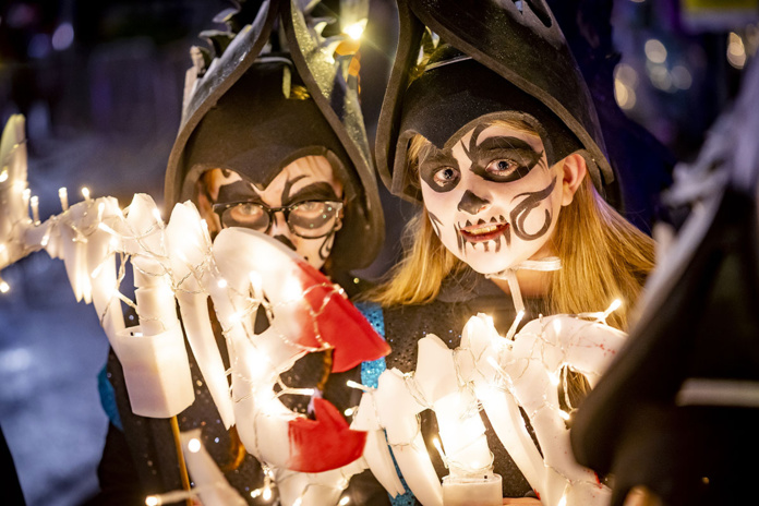 L'Irlande vous convie au festival d'Halloween de Derry ! © Tourism Ireland L'Irlande vous convie au festival d'Halloween de Derry ! © Tourism Ireland