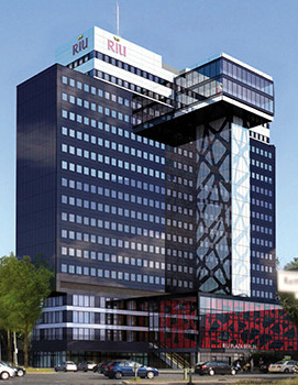 Le RIU Plaza propose 357 chambres et suites sur 17 étages - Photo : RIU Hotels & Resorts