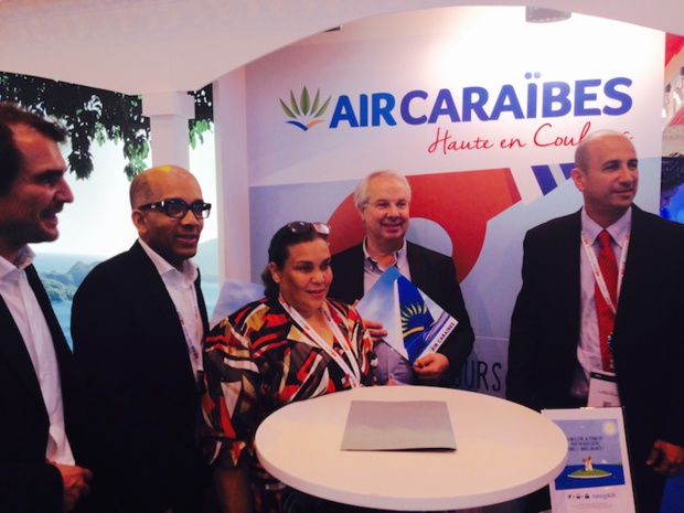 Signature de l'accord entre Air Caraïbes et l'Express des Iles. DR-Air Caraïbes.