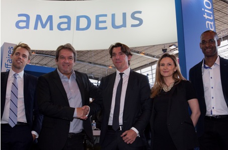 Raphael Vuillerme, Directeur Général OpenJet – Georges Rudas, Président-Directeur Général Amadeus France -  Corentin Denoeud, Président-Directeur Général Wijet - Evantia Giumba, Head of Business Development Amadeus -  Exael Alexander, Responsable des partenariats Amadeus France