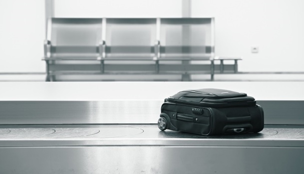 040814-99 - L’agence de voyages est-elle responsable en cas d’avarie aux bagages de son client lors du transport aérien ?