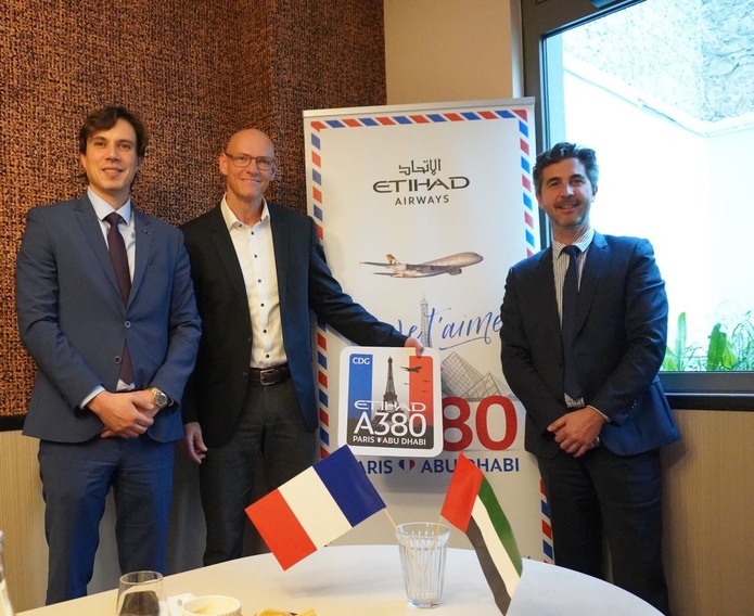 de gauche a droite : Mohamed Boutiche, directeur France,Frank Meyer, directeur numérique, Grégoire Becouze, directeur régional Europe à Paris le novembre dernier. Photo : C.Hardin de gauche a droite : Mohamed Boutiche, directeur France,Frank Meyer, directeur numérique, Grégoire Becouze, directeur régional Europe à Paris le novembre dernier. Photo : C.Hardin