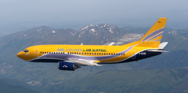 Le B737-‐300 QC d’ASL Airlines loué à Air Austral jusqu’à l’arrivée des B787-‐8. Un partenariat retranscrit sur le fuselage pour l’occasion - Photo : Air Austral Le B737-‐300 QC d’ASL Airlines loué à Air Austral jusqu’à l’arrivée des B787-‐8. Un partenariat retranscrit sur le fuselage pour l’occasion - Photo : Air Austral