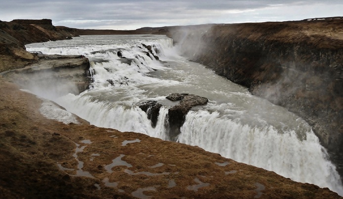 Les chutes de Gullfoss, « à mettre sur le même rang que celle du  Niagara » @Deposit Photo Les chutes de Gullfoss, « à mettre sur le même rang que celle du  Niagara » @Deposit Photo