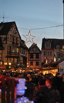 Marché de Noël de Colmar : « Des traditions alsaciennes transmises depuis plusieurs générations » Marché de Noël de Colmar : « Des traditions alsaciennes transmises depuis plusieurs générations »