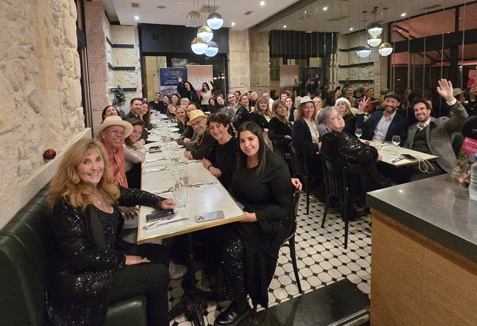 Les collaborateurs et collaboratrices de Climats du Monde réunis pour le repas de Noël - Photo CE Les collaborateurs et collaboratrices de Climats du Monde réunis pour le repas de Noël - Photo CE