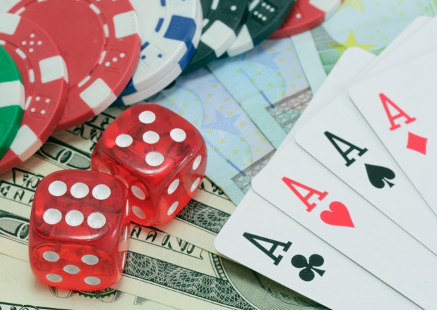 Jeu de Poker menteur pour les candidats à la reprise de FRAM, les salariés du voyagiste doivent singulièrement s'arracher les tifs... © sanmartial - Fotolia.com Jeu de Poker menteur pour les candidats à la reprise de FRAM, les salariés du voyagiste doivent singulièrement s'arracher les tifs... © sanmartial - Fotolia.com