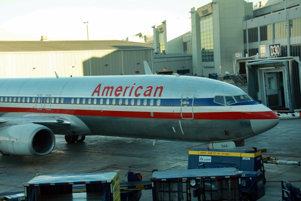 Vols maintenus American Airlines au départ et à l’arrivée de Roissy