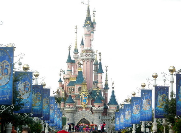 Disneyland Paris fermé jusqu'au mardi 17 novembre inclus