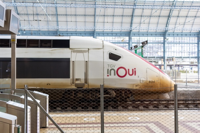 SNCF Voyageurs teste l'application France Identité