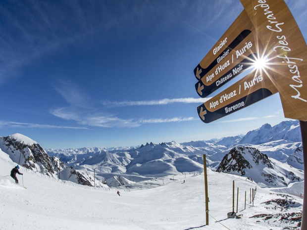 La station de l'Alpe d'Huez accueille les Rencontres Climats Météo Montagne - Photo : Laurent Salino pour Alpe d'Huez Tourisme_Sarenne