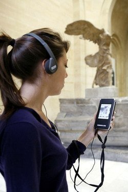 Musée du Louvre : le guide multimédia, le nouvel outil d'aide à la visite