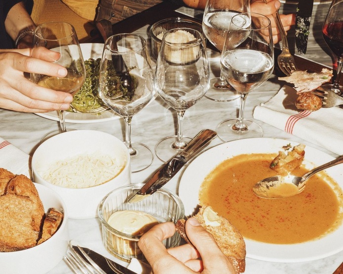 Le Restaurant et le Bistrot des serruriers mettent en valeur les produits de saison d'un maraîcher du coin  (©emmapittiferrandi/Hôtel du Couvent) Le Restaurant et le Bistrot des serruriers mettent en valeur les produits de saison d'un maraîcher du coin  (©emmapittiferrandi/Hôtel du Couvent)