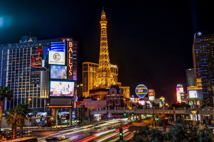Les passagers Tour du Monde 2027 auront l'opportunité de fêter le Nouvel An à Las Vegas - DepositPhotos.com, mathias_berlin Les passagers Tour du Monde 2027 auront l'opportunité de fêter le Nouvel An à Las Vegas - DepositPhotos.com, mathias_berlin