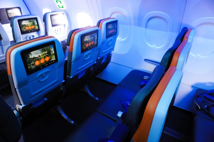 Eve, More Space en classe économique "Core". Un bel espace pour les jambes. Photo : C.Hardin Eve, More Space en classe économique "Core". Un bel espace pour les jambes. Photo : C.Hardin