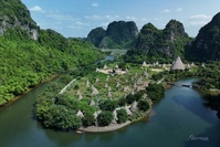 Village tribal de Kong © Authentik Vietnam Village tribal de Kong © Authentik Vietnam