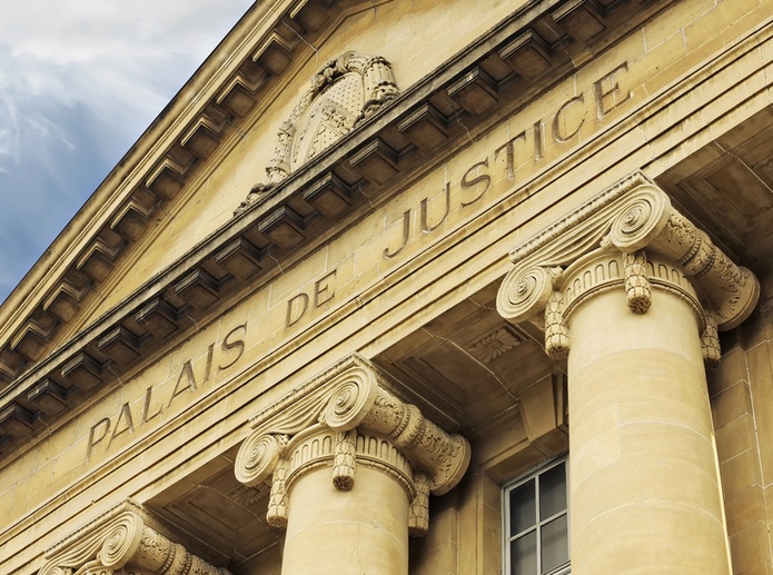 Les juges ont décidé de laisser jusqu'au 21 mars à minuit - Depositphotos @ PBphotos Les juges ont décidé de laisser jusqu'au 21 mars à minuit - Depositphotos @ PBphotos