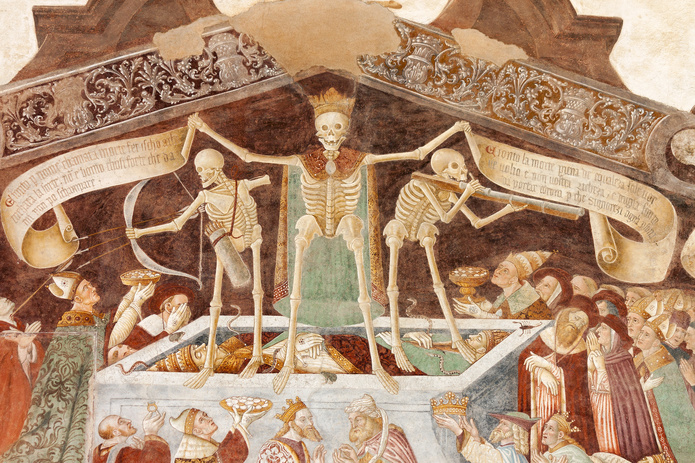 "Danza Macabra" (Danse Macabre) ornant l'Oratorio dei Disciplini / dr DepositPhoto