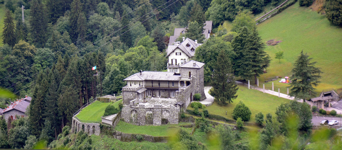 La petite ville de Gromo /crédit DepositPhoto