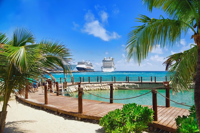 En 2027, les passagers "Tour du Monde" pourront profiter d'une escale à Half Moon Cay, l'île privée de Carnival, maison-mère de Costa, aux Bahamas - DepositPhotos.com, ml12nan En 2027, les passagers "Tour du Monde" pourront profiter d'une escale à Half Moon Cay, l'île privée de Carnival, maison-mère de Costa, aux Bahamas - DepositPhotos.com, ml12nan