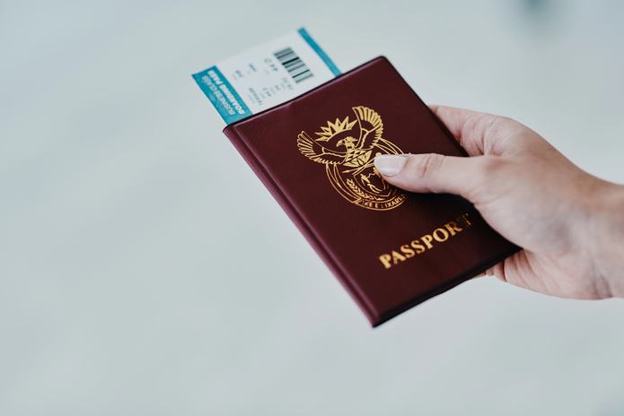 Voyager sans passeport - Photo : Depositphotos.com @PeopleImages.com
