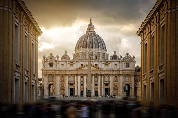 voyage à Rome : alors que les funérailles du Pape François se dérouleront ce samedi 26 avril 2025, à 10h, au Vatican, rien ne sera accessible pour les visiteurs, ni la chapelle Sixtine, ni les musées du Vatican, ni la basilique Saint-Pierre - DepositPhotos.com, 9parusnikov