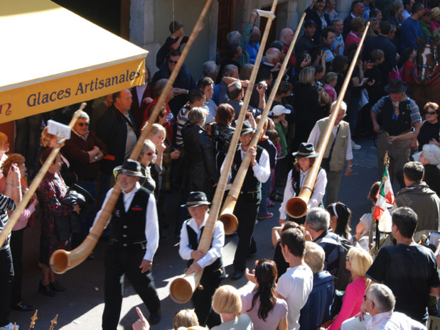 Descente des Alpages à Annecy - Photo Savoie Mont Blanc Tourisme Descente des Alpages à Annecy - Photo Savoie Mont Blanc Tourisme
