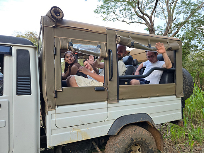 En voiture pour un safari : tout sur le terrain & le test © Shanti Travel