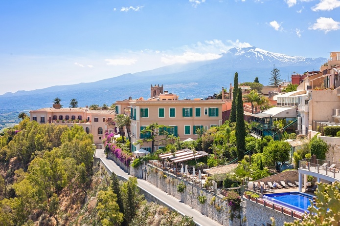 En Sicile, les villas privées de Rocco Forte Hotels rouvrent pour la saison 2025 - Depositphotos @andras_csontos En Sicile, les villas privées de Rocco Forte Hotels rouvrent pour la saison 2025 - Depositphotos @andras_csontos