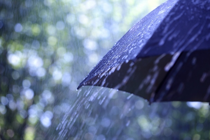 Vacances sous la pluie ? Flower Campings rembourse ! - Depositphotos.com