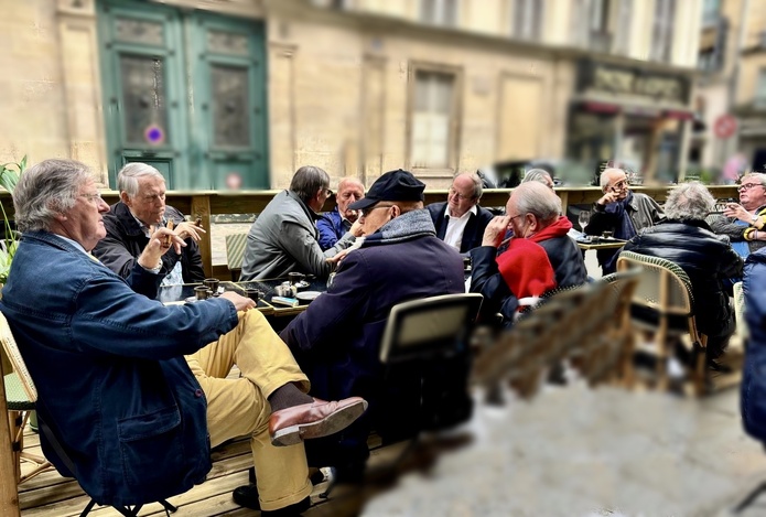 Déjeuners-dégustations où les accords mets-vins côtoient harmonieusement la découverte de cigares d'exception /crédit GB