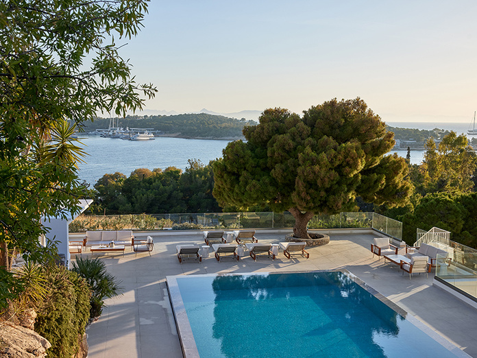 THE ROC CLUB © Grecotel Hotels & Resorts