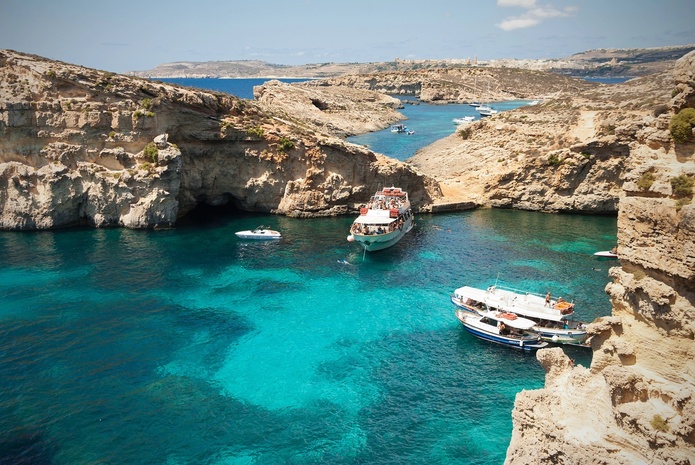 Blue Lagoon à Malte : un accès restreint dès cet été - Photo : Depositphotos.com @lusia83