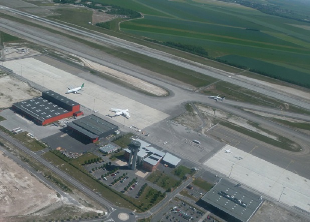 Une partie des charters de supporters de l'Euro 2006 venant à Paris sera délestée sur Paris-Vatry pendant le tournoi - Photo : @Paris-Vatry Une partie des charters de supporters de l'Euro 2006 venant à Paris sera délestée sur Paris-Vatry pendant le tournoi - Photo : @Paris-Vatry