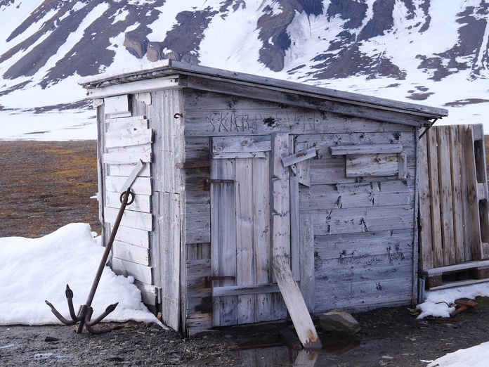 Bamsebu, ancienne cabane de trappeurs sur Edgeøya - ©AmeliaBrille Bamsebu, ancienne cabane de trappeurs sur Edgeøya - ©AmeliaBrille